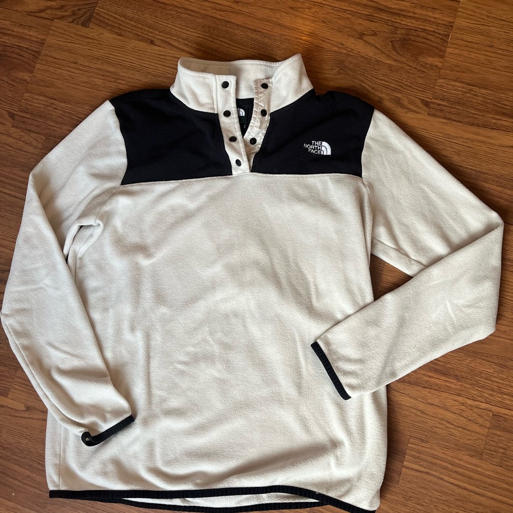 The North Face Women's Black and White Fleece Jacket